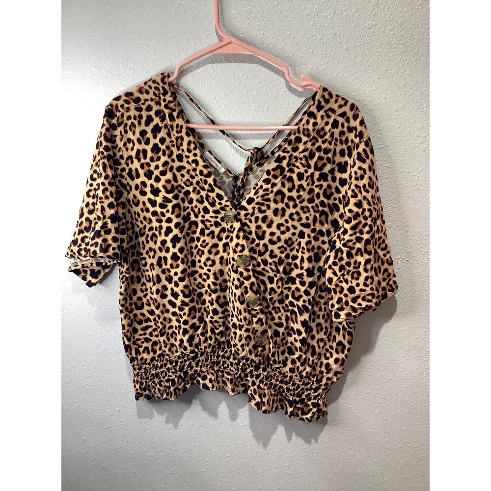maurice cheetah print short top raucnhed at waist high waist button up